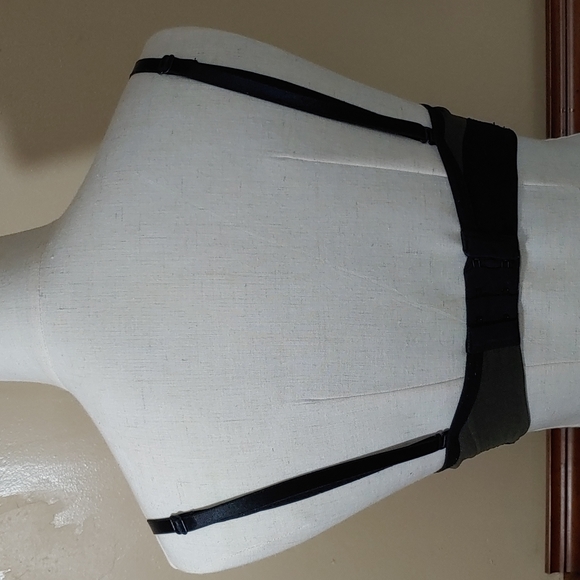 PINK Victoria's Secret Lightly Lined Bralette XS - Picture 7 of 16